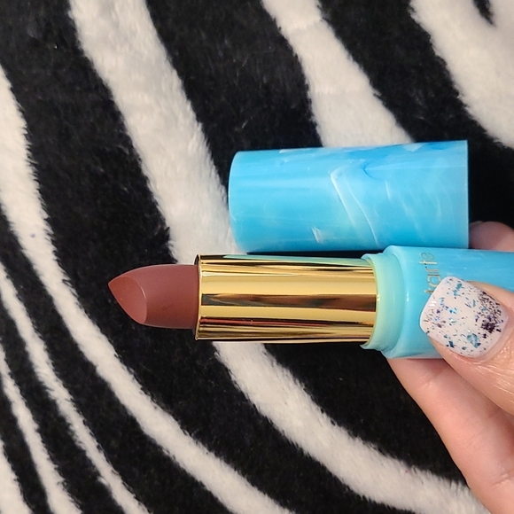 Tarte lipstick in Berry Mojito - Picture 4 of 7